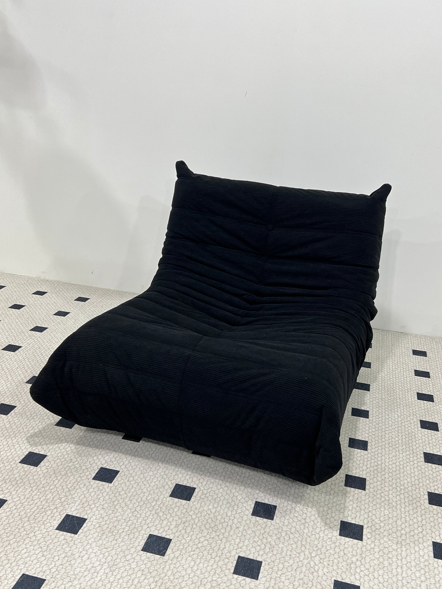TOGO Sofa - Single