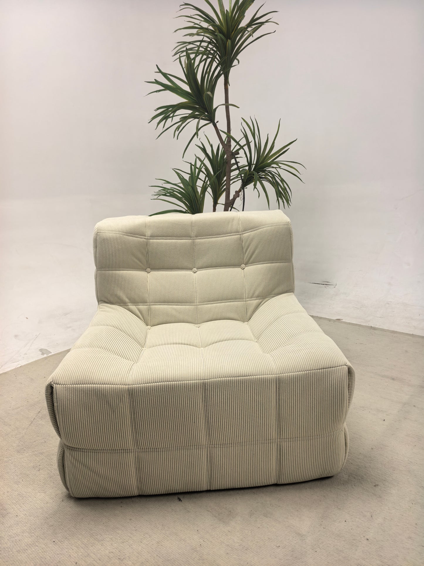 Waffle Lounge Chair