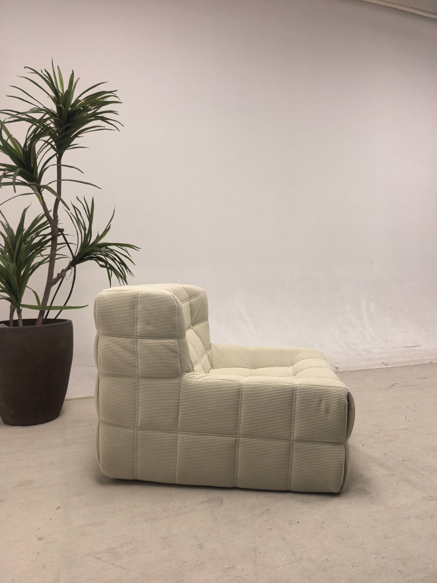 Waffle Lounge Chair
