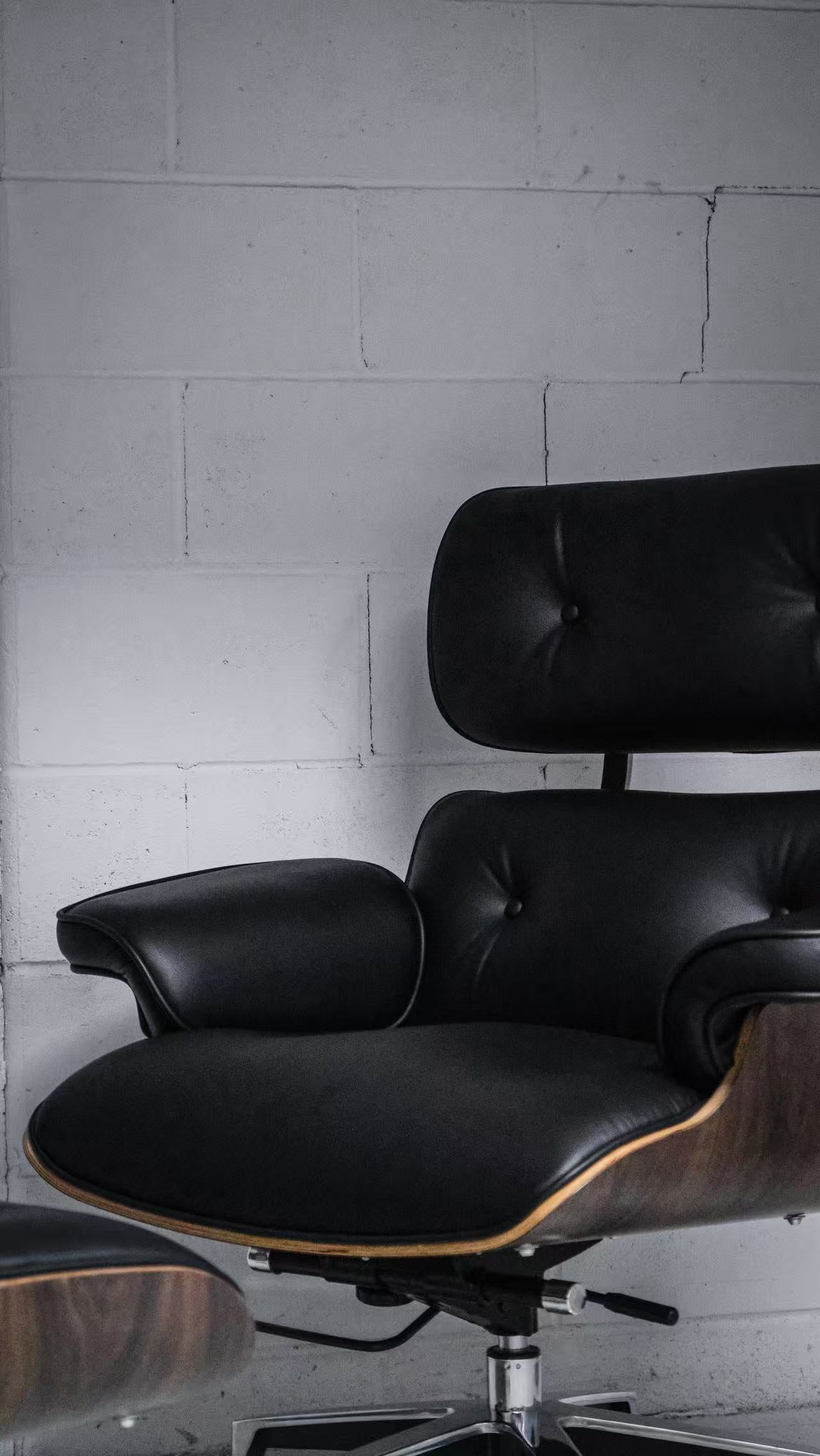 Lounge Chair + Ottoman