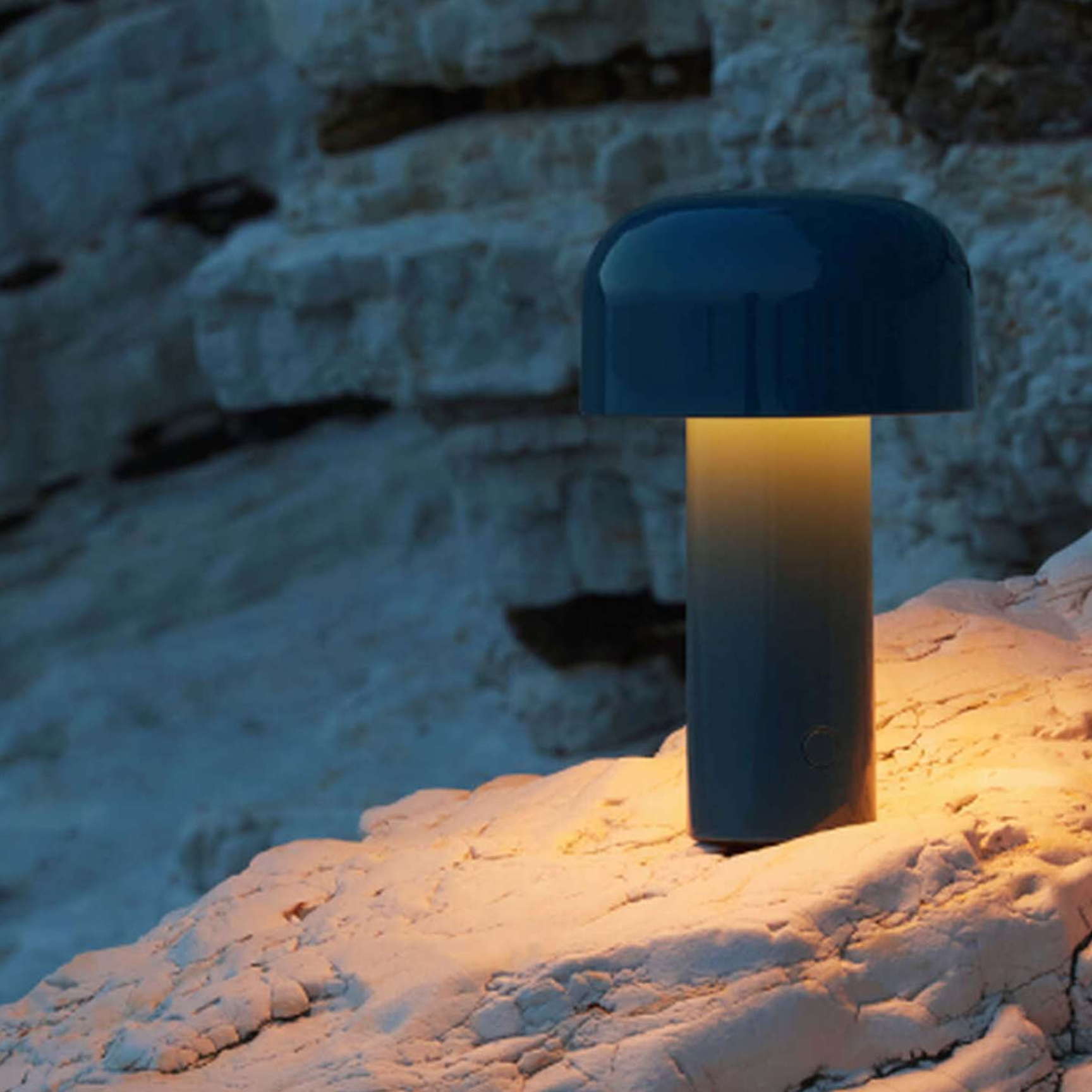 Portable BELLHOP Table Lamp Reproduction
