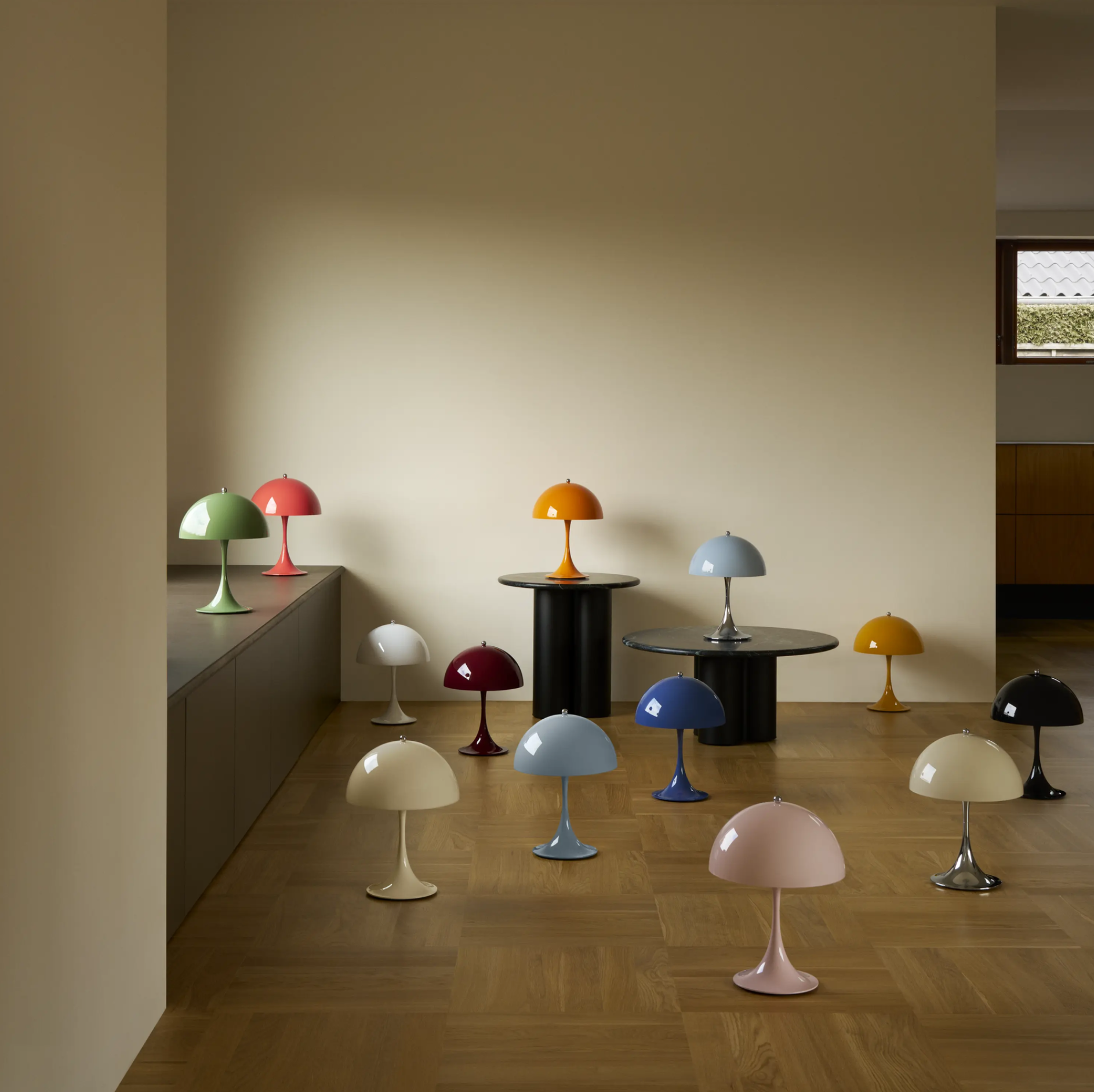 Louis Poulsen 250 Table Lamp Reproduction