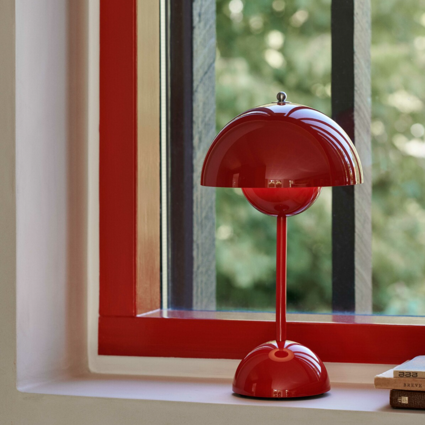 Flowerpot Portable Table Lamp